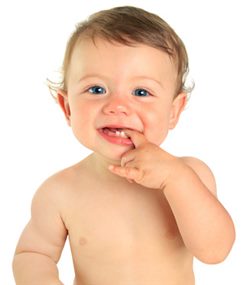Bébé 9 à 18 mois : symptômes, traitement, définition 